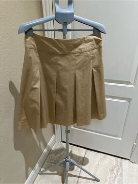 Jones New York Tan Pleated Circle Skirt